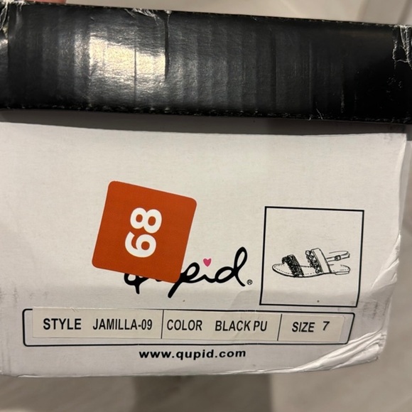 Qupid NWT Bohemian Flat embroidered Sandals size 7. - Picture 5 of 5